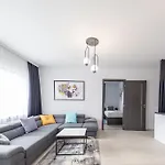 Vilă Sosto Pihenohaz By Bltn *