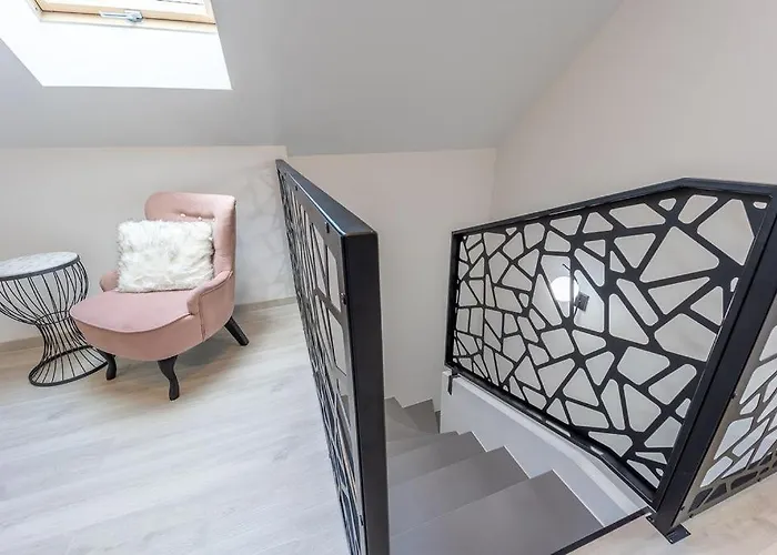 Sosto Pihenohaz By Bltn Villa *