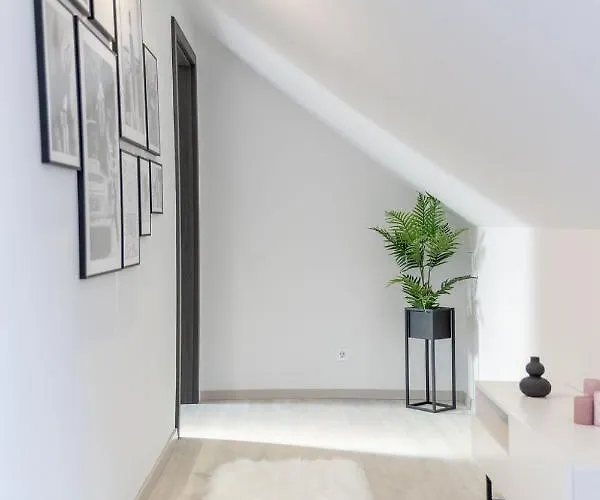 Sosto Pihenohaz By Bltn Villa Siófok