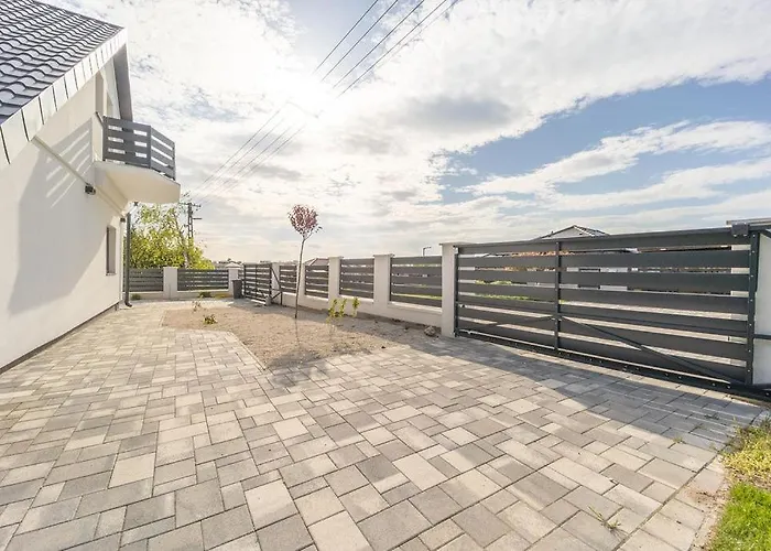 Sosto Pihenohaz By Bltn